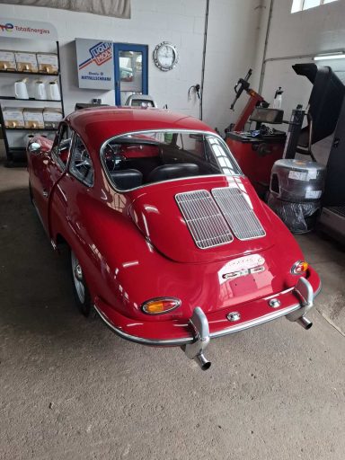 Porsche 356 von hinten
